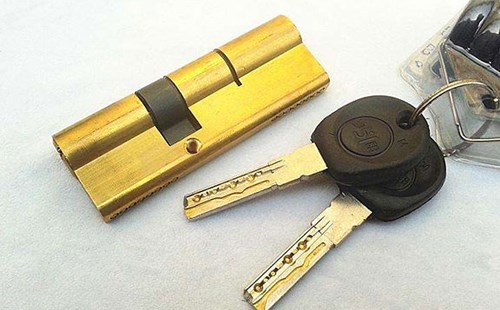 江津區(qū)開鎖店（配汽車鑰匙多少錢）